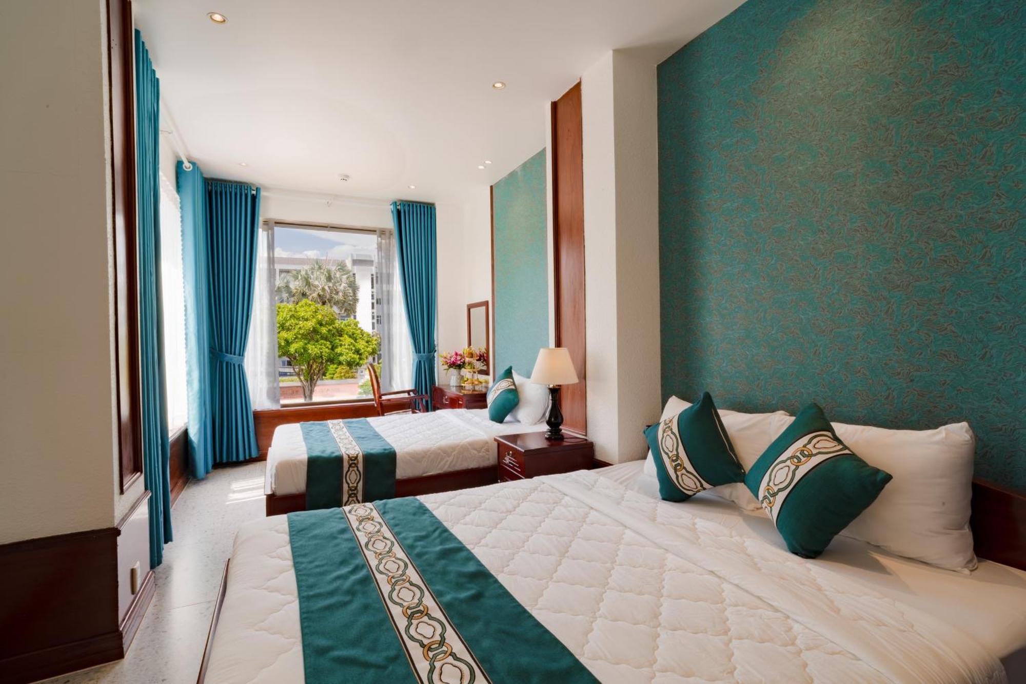 Chuong Duong Hotel Mỹ Tho Exterior foto